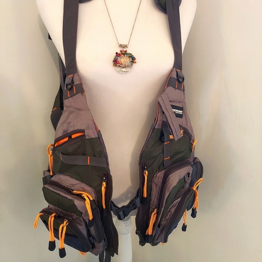 Wakeman Fishing Vest With Zipper Pockets.